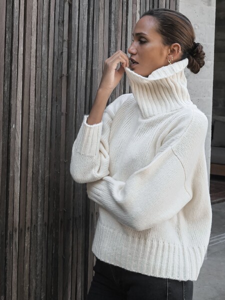 Berner Neck Sweater in Ivory