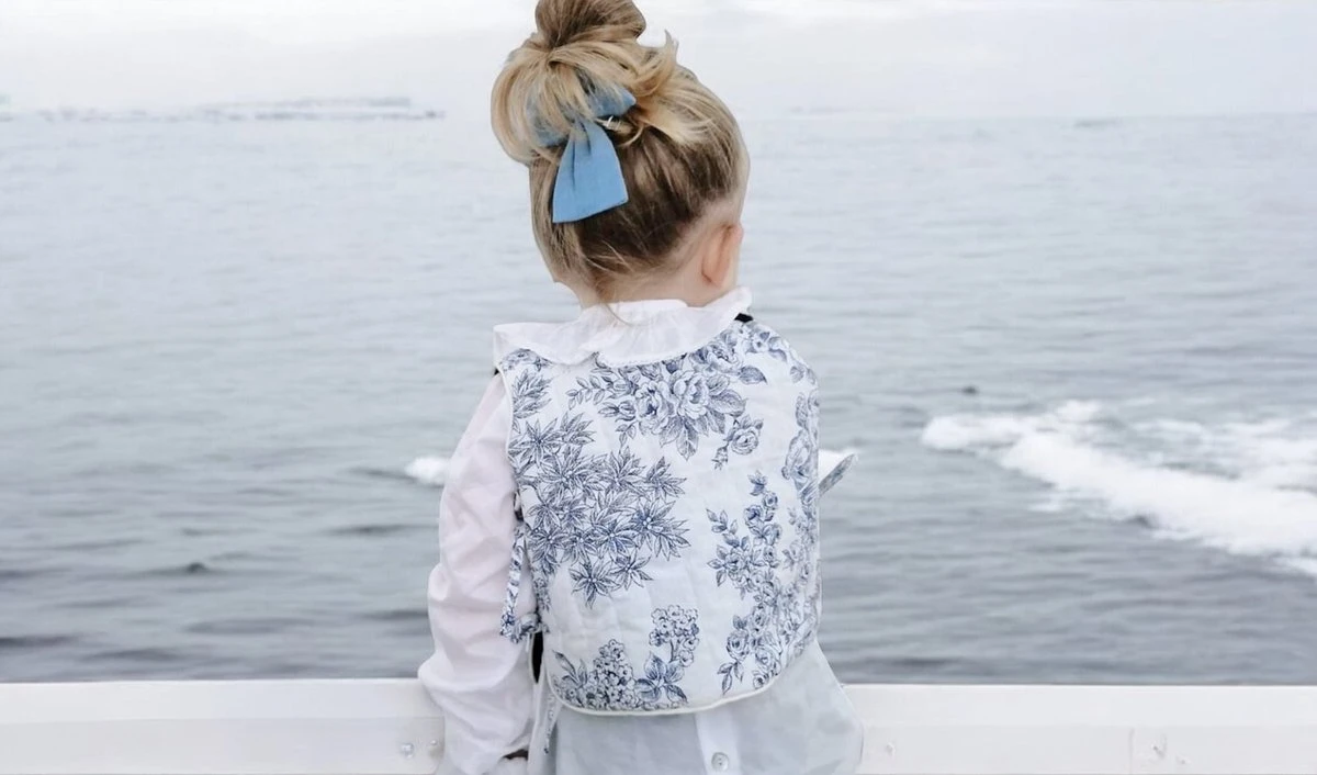 Bonjour Trésor | On sale on Choose