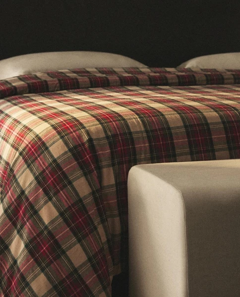 HOUSSE DE COUETTE FLANELLE CARREAUX NOËL - TOUT AFFICHER - NOËL | Zara Home France | Zara Home France