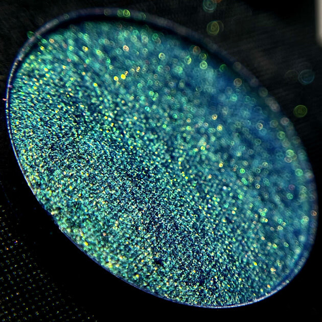 Ribbet Multichrome Pigment