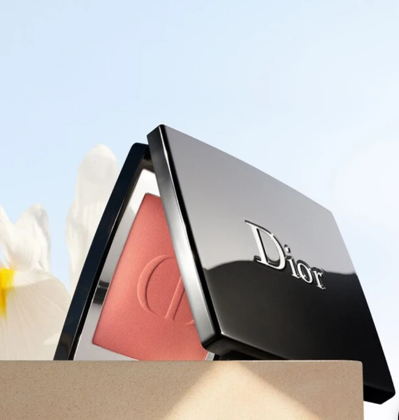 Rouge Blush - Fard à joues et pommettes - Haute pigmentation - Longue tenue