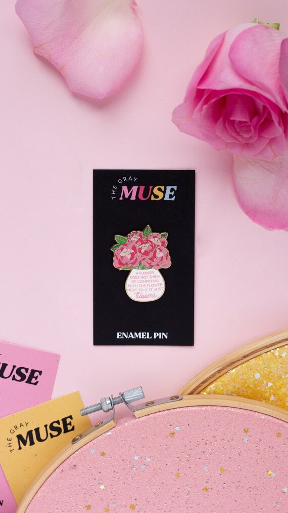 Épingle en émail de vase blooming, cadeau de vase fleuri, épingle d’amour de fleurs, badge de vase de floraison, épingle de broche de vase de floraison, accessoire botanique