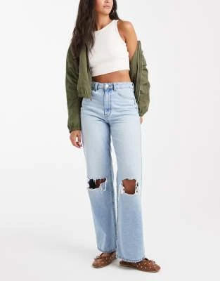ASOS DESIGN - Jean dad ample déchiré aux genoux - Bleu clair délavé