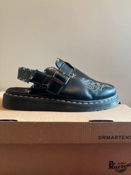 Dr. Martens – Jorge II Western-Gothic Collection
