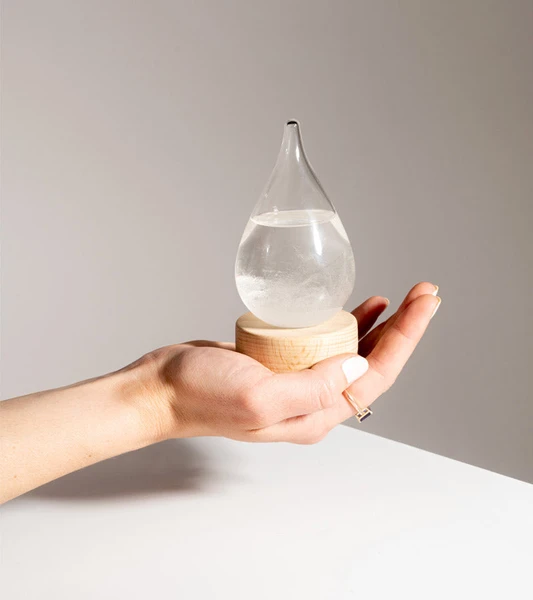 Baby Storm glass, prédiction de météo, baromètre