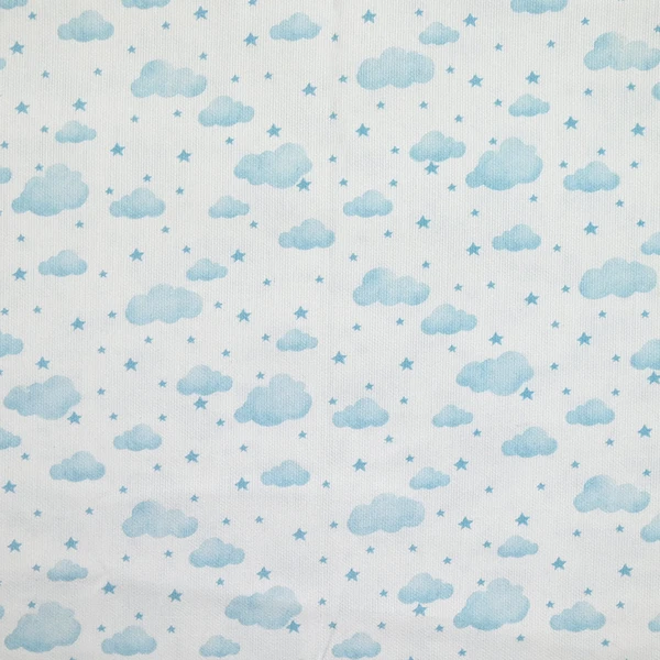 Piqué de coton imprimé nuage et étoile bleu clair
