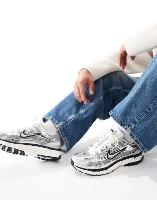 Nike - P-6000 - Baskets unisexes - Argenté métallisé