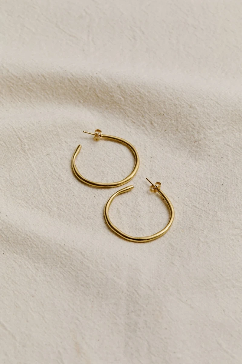 Large Irregular hoops — Corrie Williamson