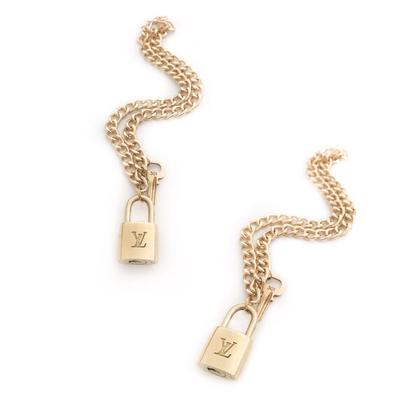 Louis Vuitton Engraved Polished Lock &amp; Key Vintage Repurposed Necklace — sororité.