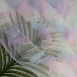 Tissu tulle à étage dégradé arc en ciel