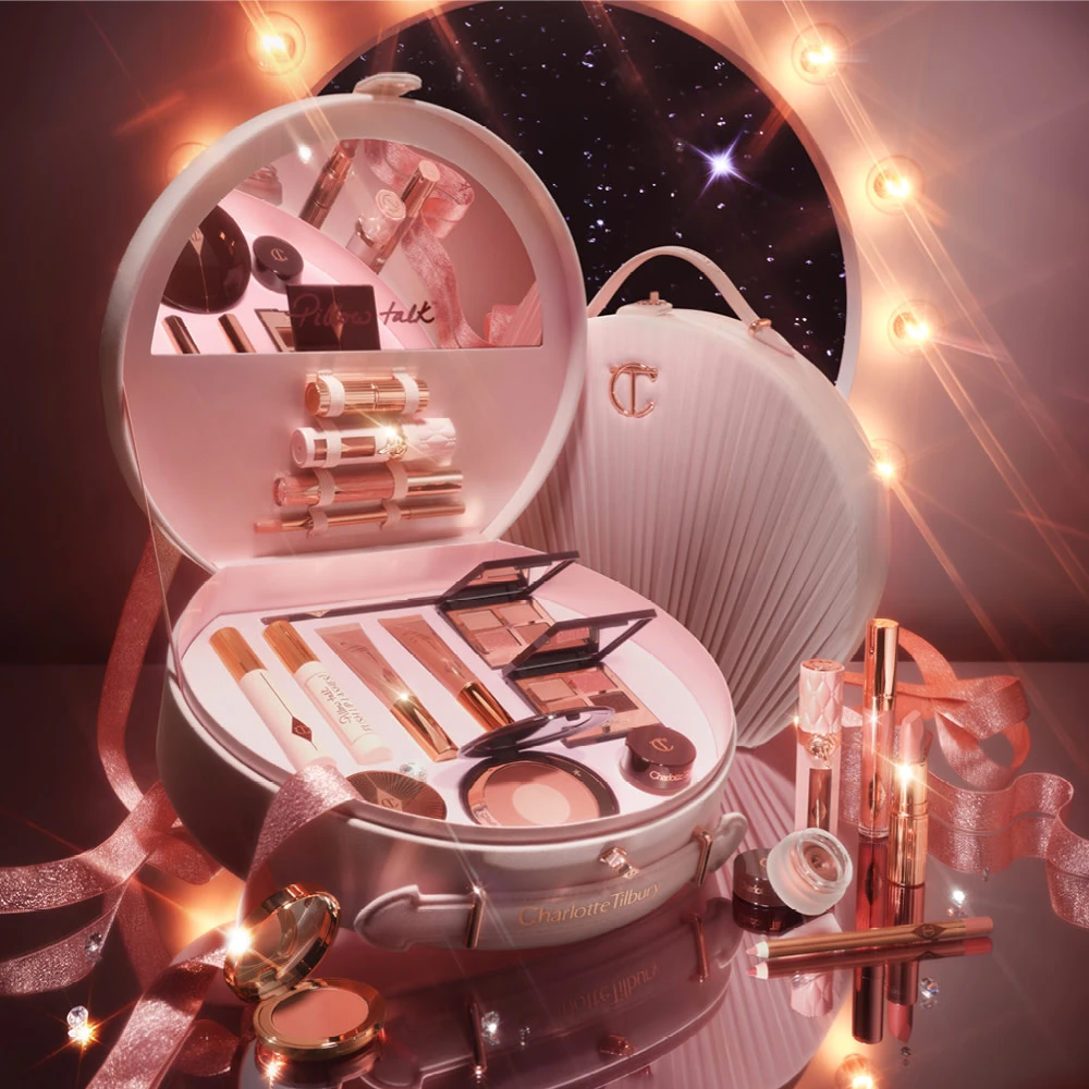Pillow Talk Dreams Come True: Full Size Pink Makeup Gift Vault | Charlotte Tilbury
