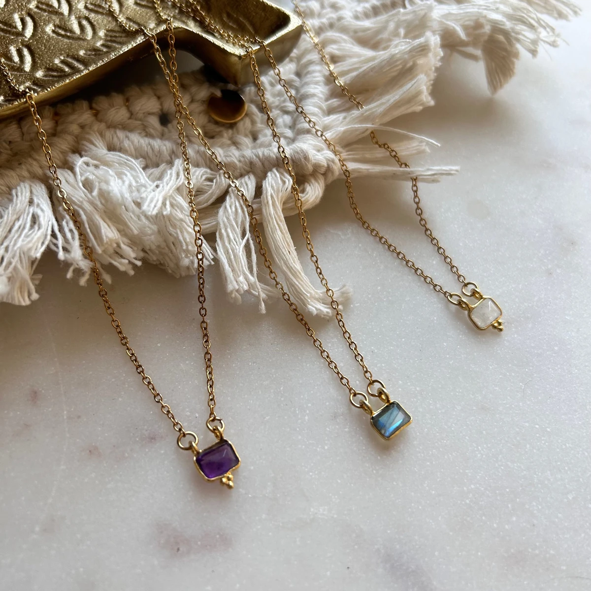 Collier Kalpana pierre au choix