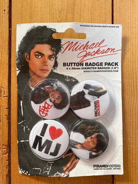 Lot de 4 badges Michael Jackson Neuf vintage