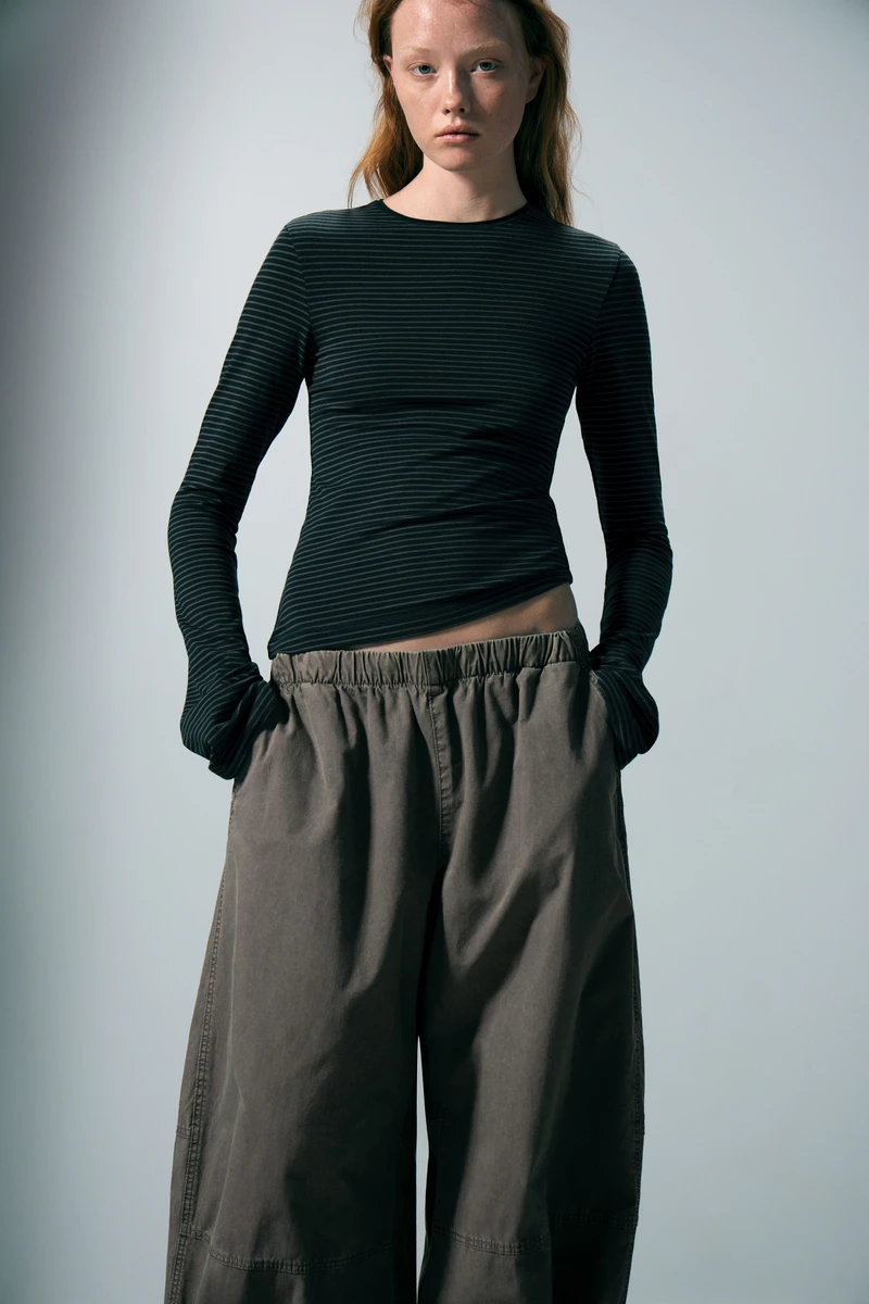 Pantalon ample taille basse à enfiler