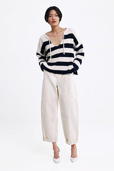 PULL EN MAILLE À RAYURES