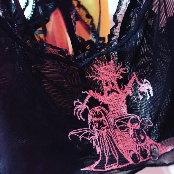 Purgatory /// Burial’ embroidery mesh bralet (black)