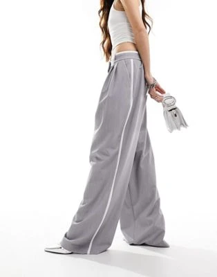 River Island - Pantalon avec bande sur le côté - Gris clair | ASOS
