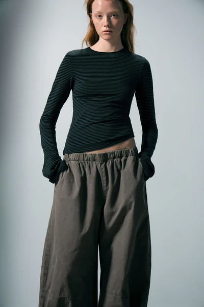 Pantalon ample taille basse à enfiler