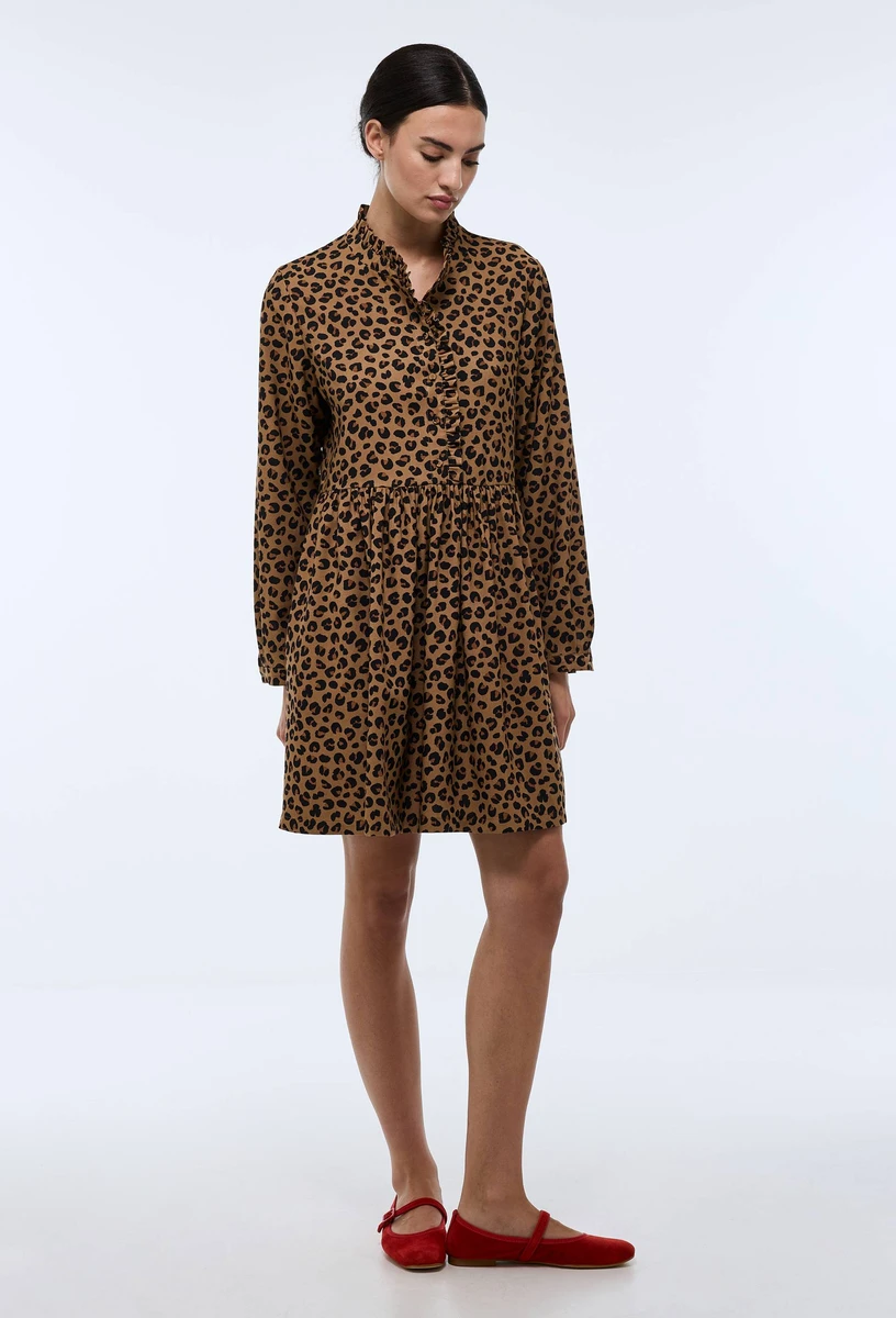 Robe courte imprimée détail volants