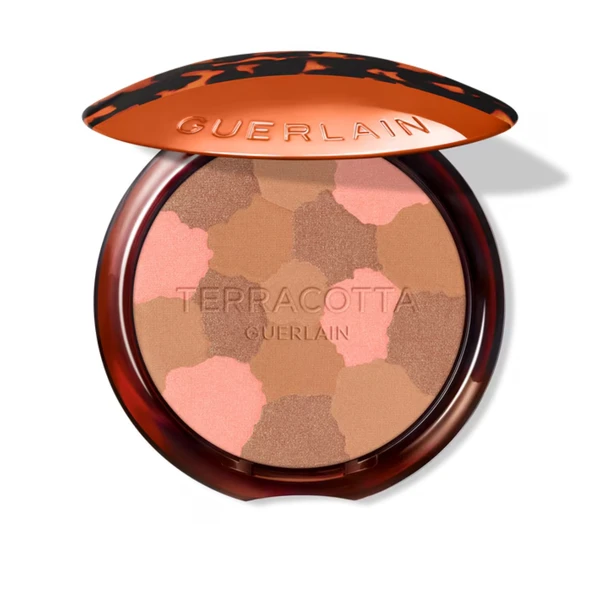 TERRACOTTA LIGHT ⋅ LA POUDRE ÉCLAT BONNE MINE NATURELLE - 96% D’INGRÉDIENTS D’ORIGINE NATURELLE ⋅ GUERLAIN