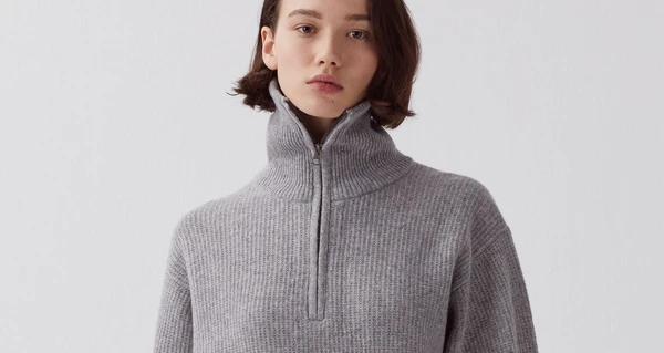 PULL ZIPPE EN LAINE D'AGNEAU
