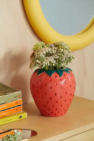 Vase Strawberry Field ban.do