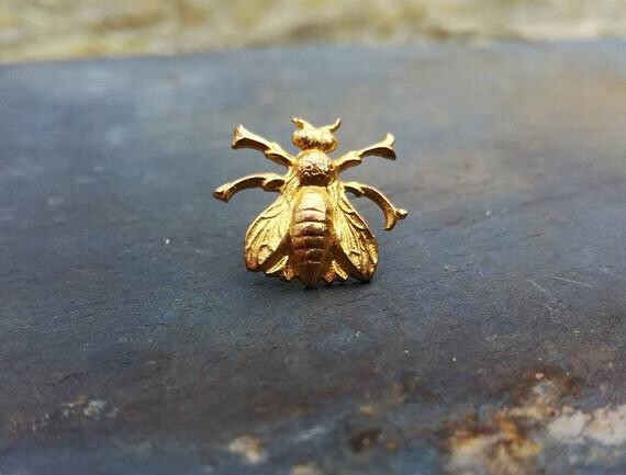 Broche Pin&#39;s Mouche Laiton Doré à l&#39;Or Fin, Broche Insecte Halloween Art Nouveau, Broche Homme et Enfant Bohème Nature Macabre