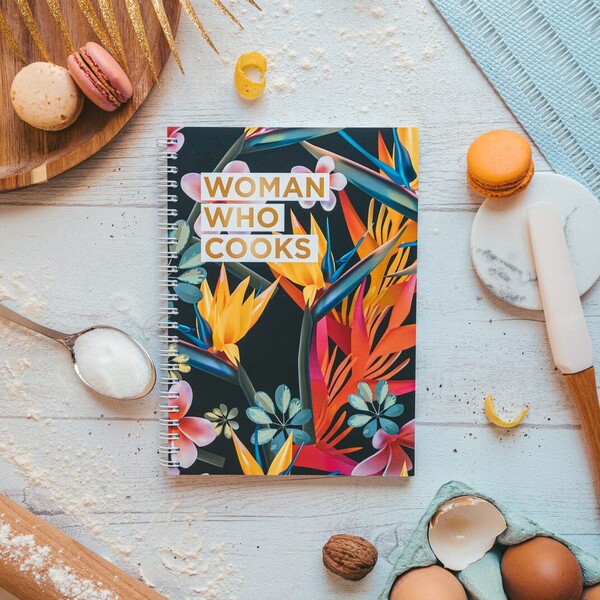 Woman Who Cooks - Tropical Black