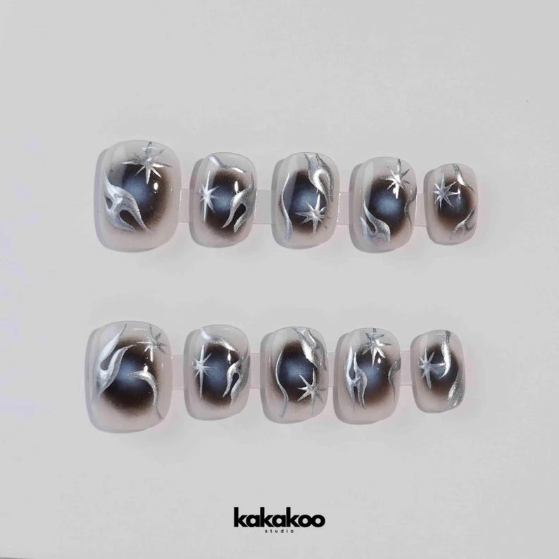 Ongles press-on gris étoiles, set d'ongles artistique fait main