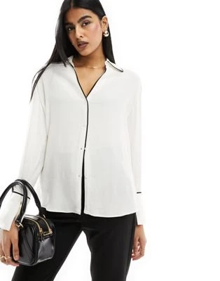 Mango - Chemise à liserés contrastants - Blanc cassé | ASOS