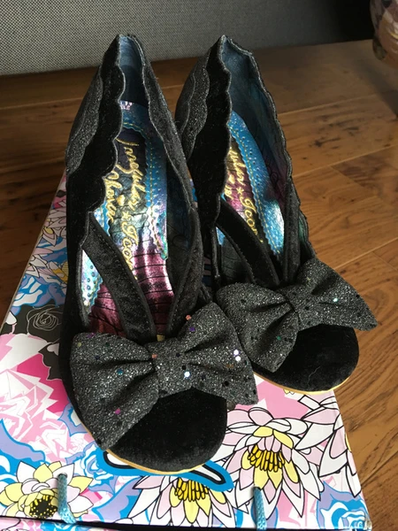 Escarpins irregular choice