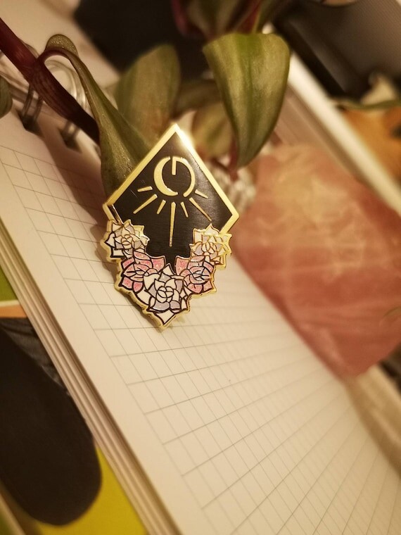 Épingle en émail dur inspirée de l’attrape-rêves, cadeau d’insomnie