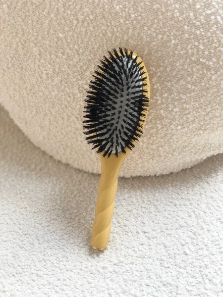 N.01 La Brosse Brillance & Soin L'UNIVERSELLE Jaune Safran