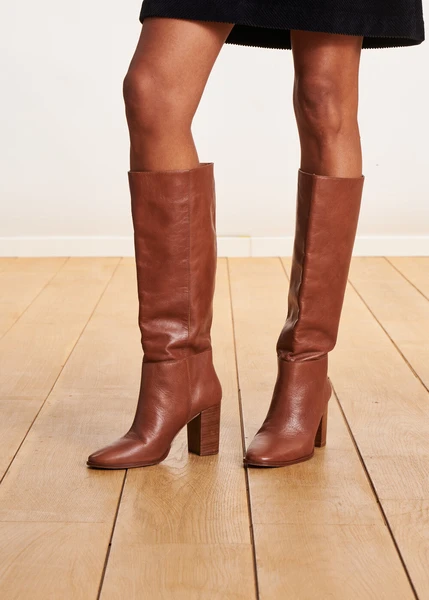 Bottes à talons en cuir de vachette Taille 39
