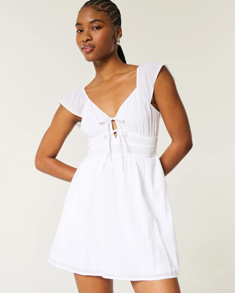 Robe à jupe-culotte à manches évasées et double lien