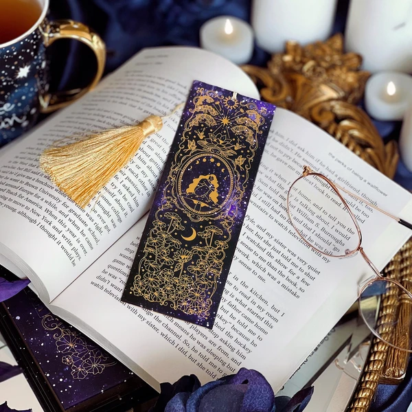 Wonderland Bookmark - Purple