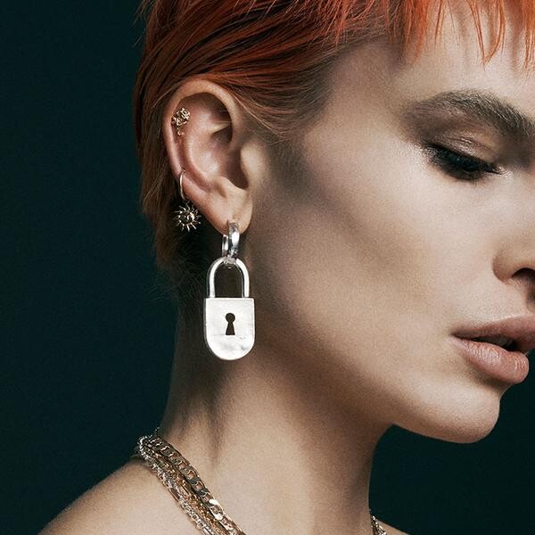 ABSOLUTE. Padlock Hoop Earrings - Silver – REGALROSE