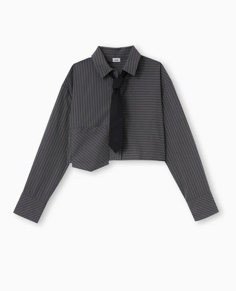 Chemise rayée cropped avec cravate