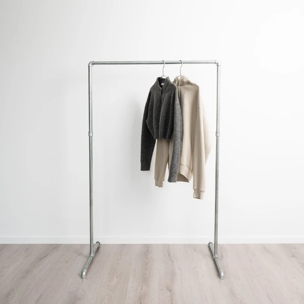 Portant industriel PAULA argent - dressing - autoportant - design industriel - livraison prêt à monter