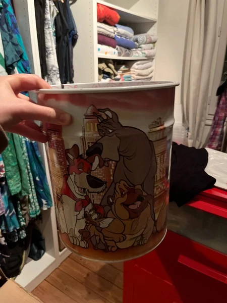 Poubelle Disney