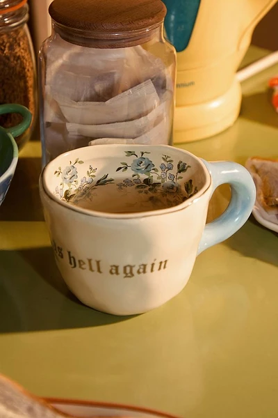 Tasse florale à slogan gothique