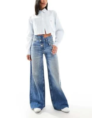 Pull&Bear - Jean large à taille croisée - Bleu moyen | ASOS