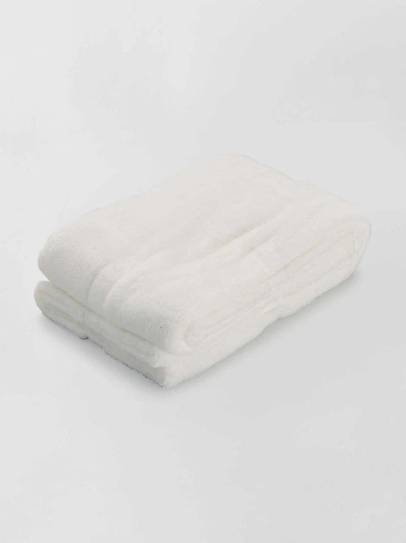 Les plaids polaires Kiabi