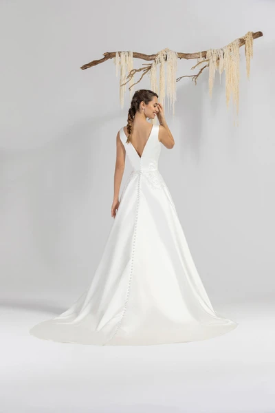 Louna - Églantine Mariages Cérémonies
