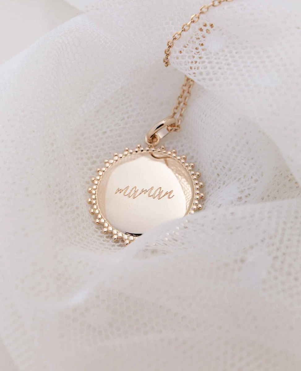 Collier médaille Maman