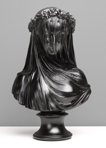 Sculpture Buste de Dame Voilée en Noir - Statue d’Art Antique Féminin en Pierre de Marbre - 37CM / 14.5 »