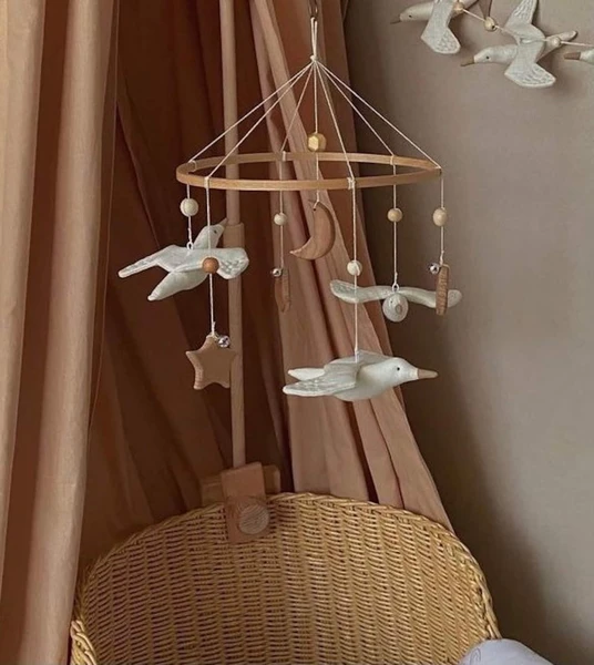 Mobile « Mouettes », mobile bébé en laisse, décoration chambre enfant, cadeau bébé