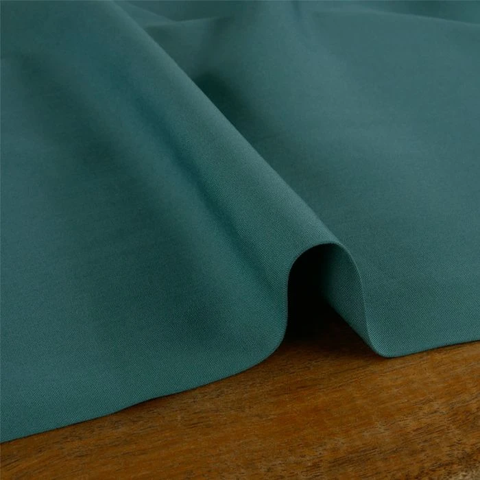 Popeline en viscose de bambou uni - bleu vert | Tissu souple et fluide pour créations élégantes