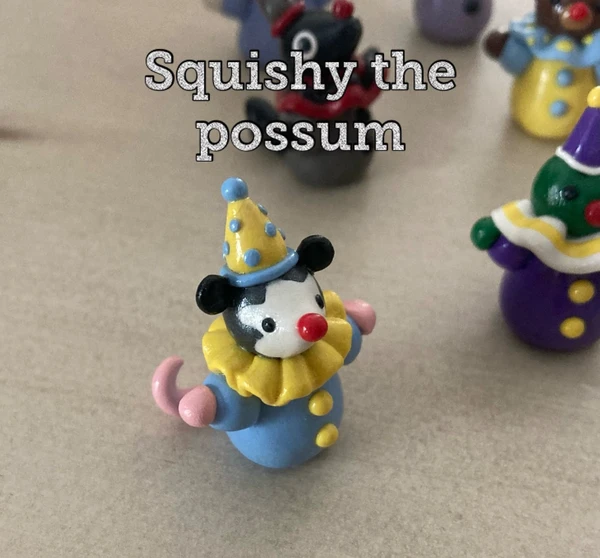 Clown Party Animal, figurine faite main, copain de bureau