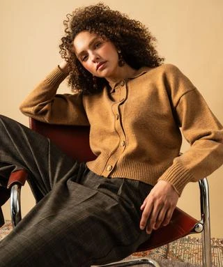 Gilet court à col polo femme